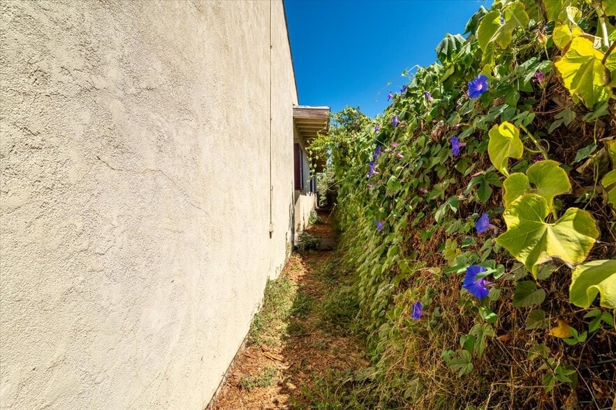 More Photos Of 25588 Jackson st, Chualar Religious Facility For Sale