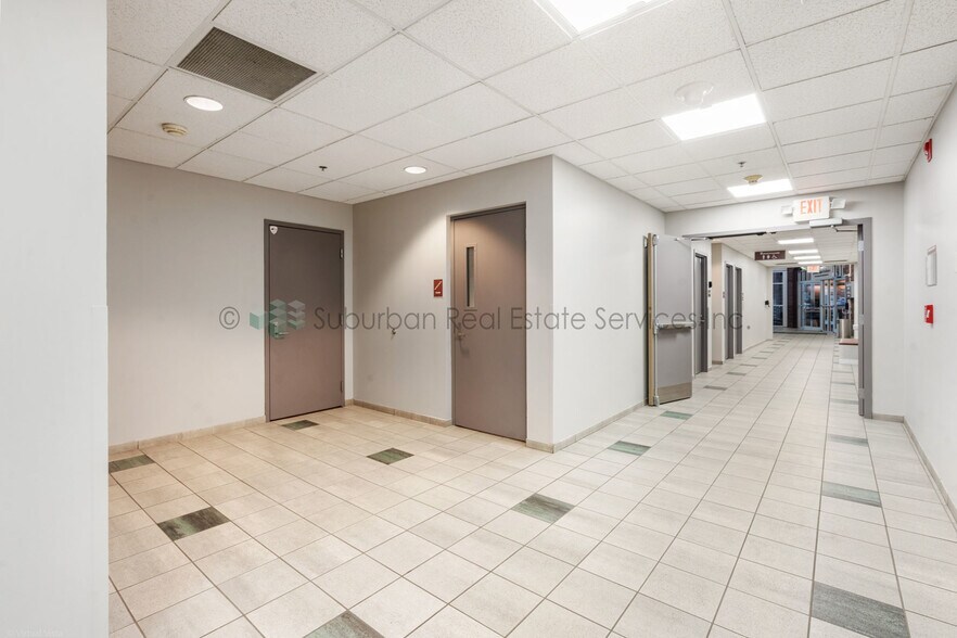 More Photos Of 1900 Ogden Ave, Aurora Office For Sale