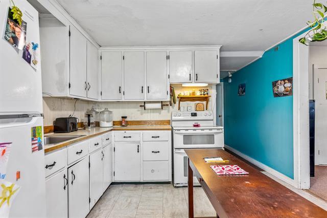 More Photos Of 11 Cleveland St, Rochester Apartments For Sale