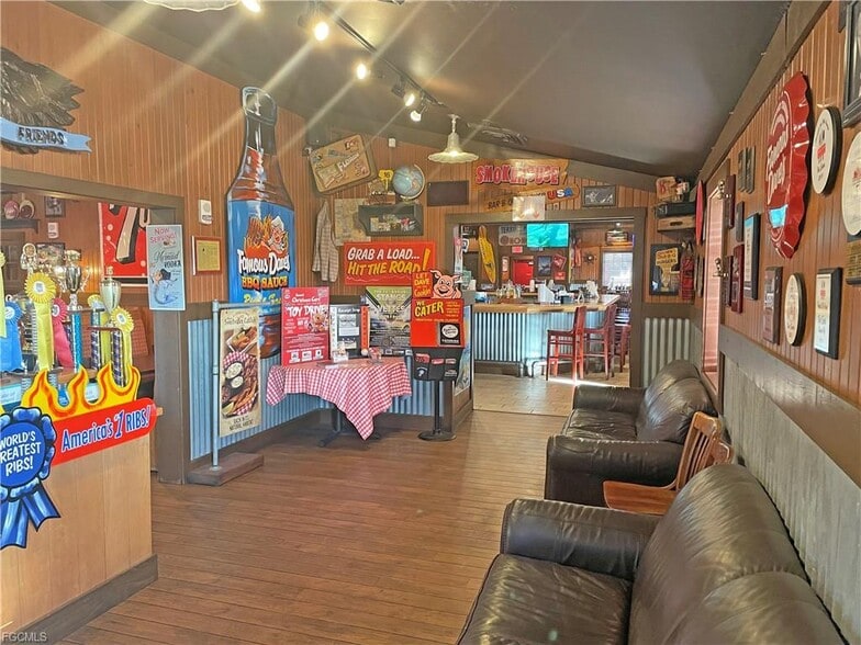 More Photos Of 12148 S Cleveland Ave, Fort Myers Restaurant For Sale