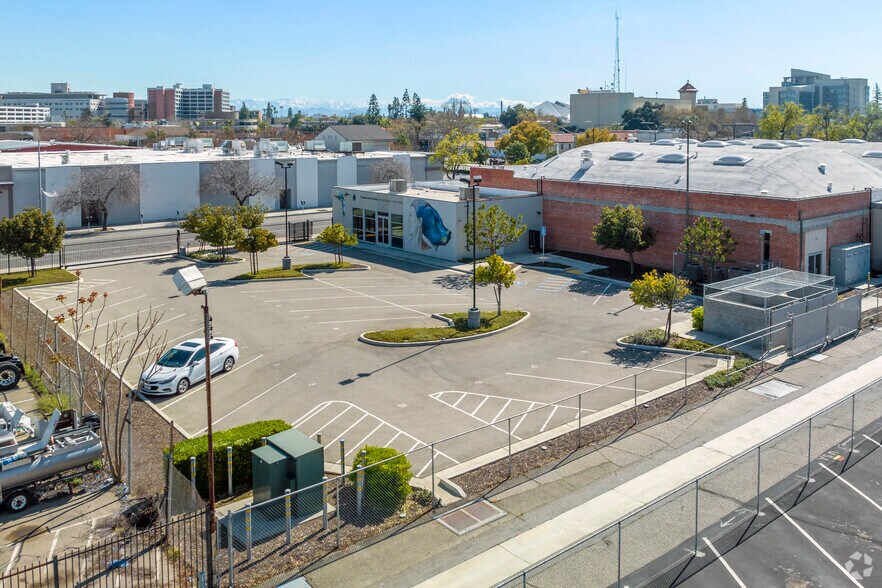 More Photos Of 1419 M St, Fresno Loft Creative Space For Lease
