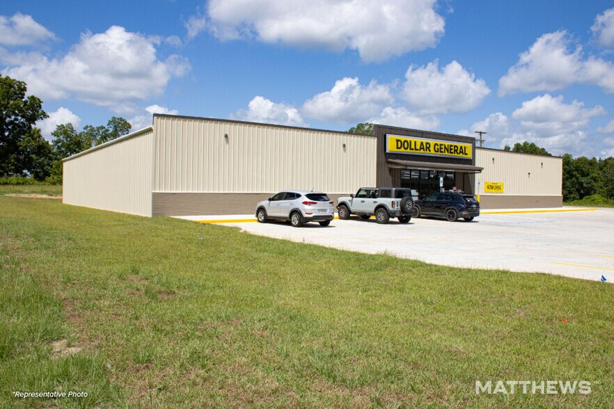 More Photos Of 4968 Highway 127 S, Crossville General Retail For Sale