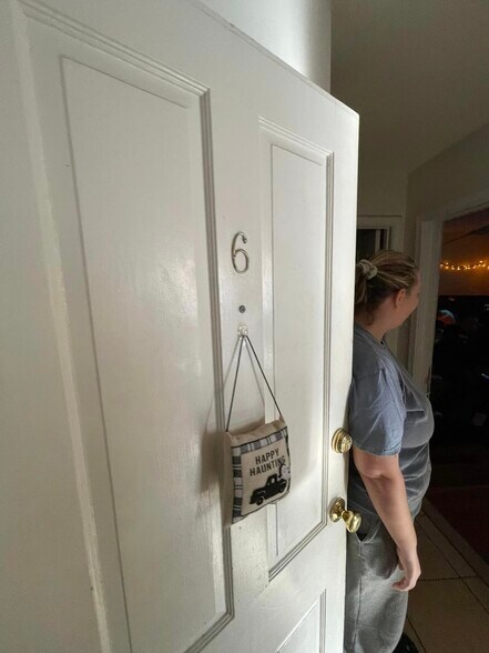 More Photos Of 128 S Market St, Frederick Apartments For Sale