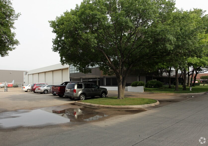 More Photos Of 4500 Westgrove Dr, Addison Office For Lease