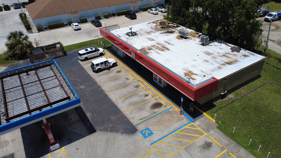 More Photos Of 1790 State Road 13, Jacksonville Convenience Store For Lease