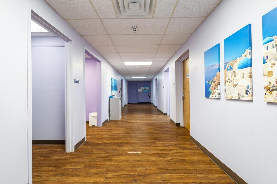 More Photos Of 3045 Pennsylvania Ave, Weirton Medical For Sale