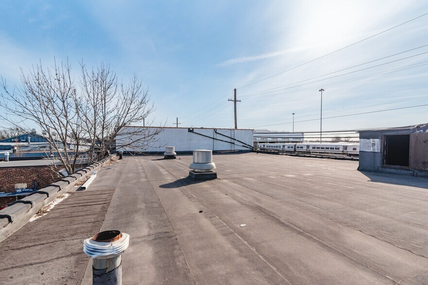 More Photos Of 9312 179th Pl, Jamaica Warehouse For Sale