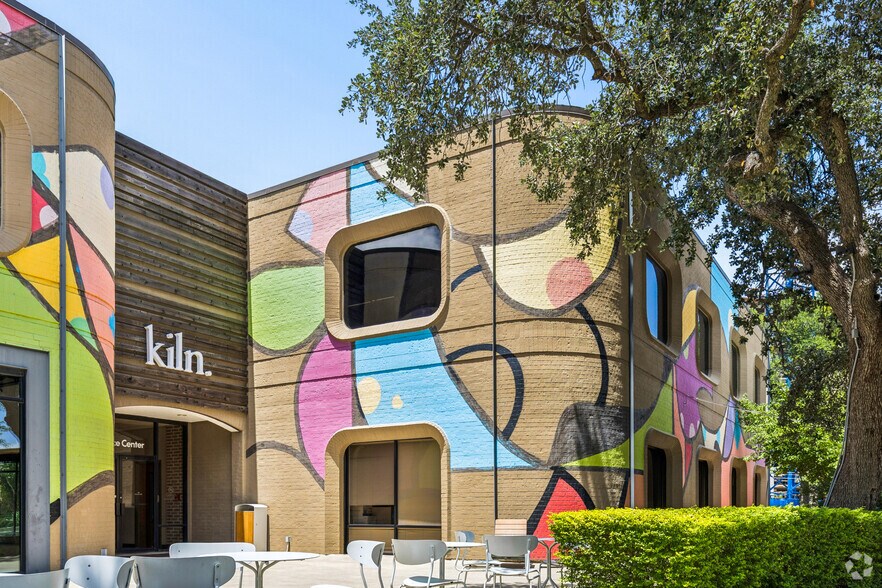 More Photos Of 9840-9850 N Central Expy, Dallas Coworking Space
