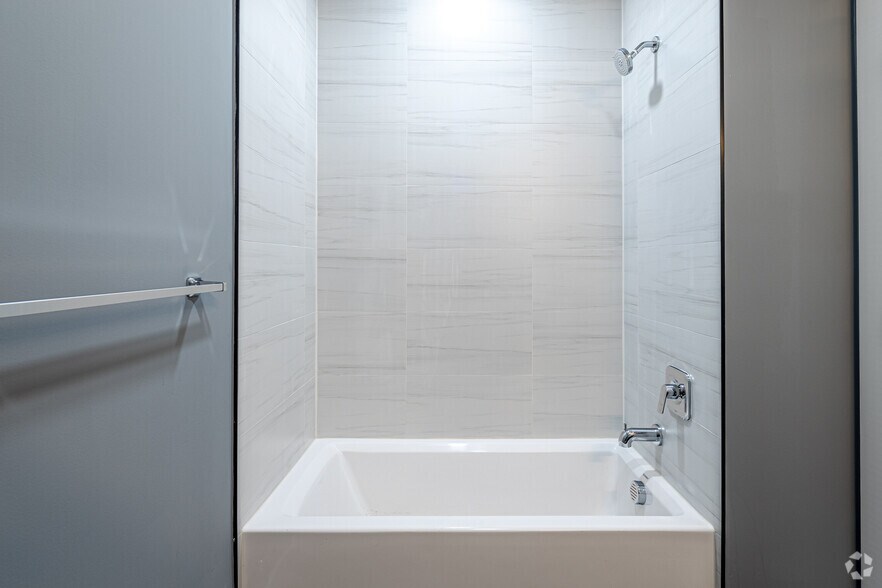 More Photos Of 102 Washington Ave, Belleville Apartments For Lease