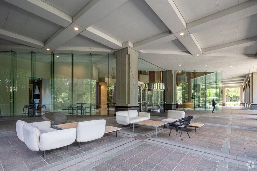 More Photos Of 6 Concourse Pky NE, Atlanta Unknown For Lease