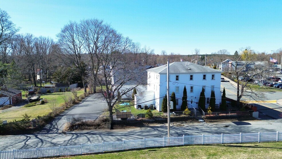 More Photos Of 56 Henry Ave, Dracut Apartments For Sale