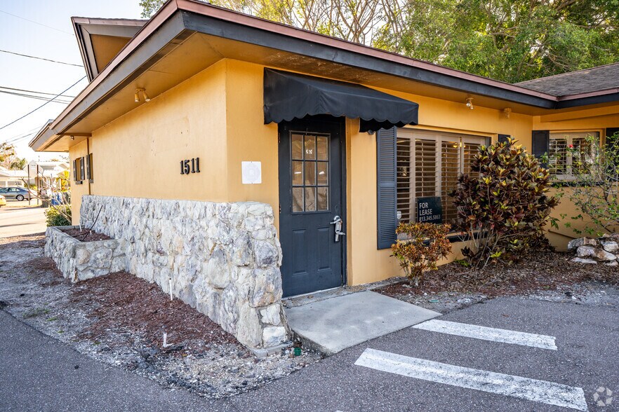 More Photos Of 1511 Indian Rocks Rd S, Largo Medical For Sale