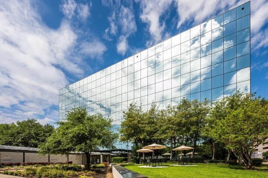 More Photos Of 1250 Wood Branch Park Dr, Houston Office For Lease