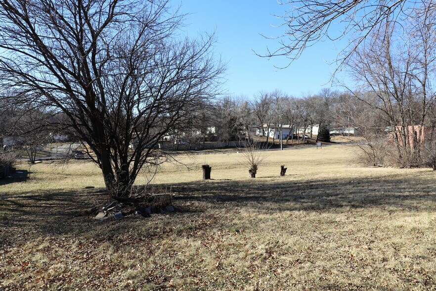 More Photos Of 12816 E 47th St S, Independence General Retail For Sale