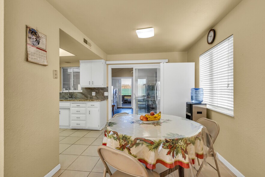 More Photos Of 9503 Barber Rd, Galt Land For Sale