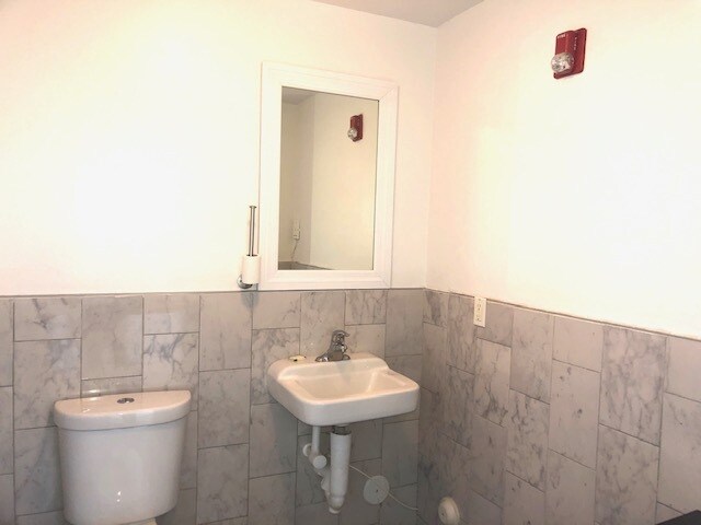 More Photos Of 6099 Stirling Rd, Davie Office Residential For Sale