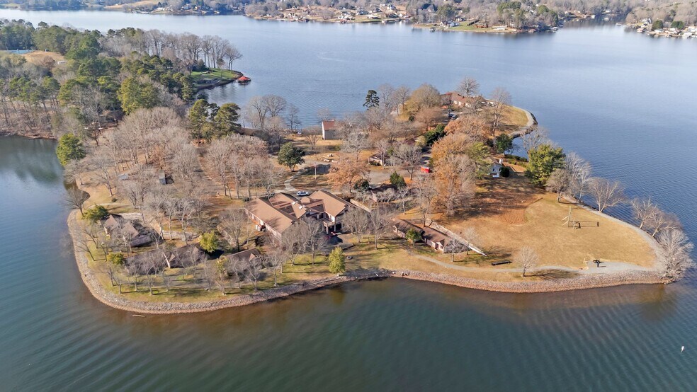 More Photos Of 6692 Valwood Rd, Conover Specialty For Sale