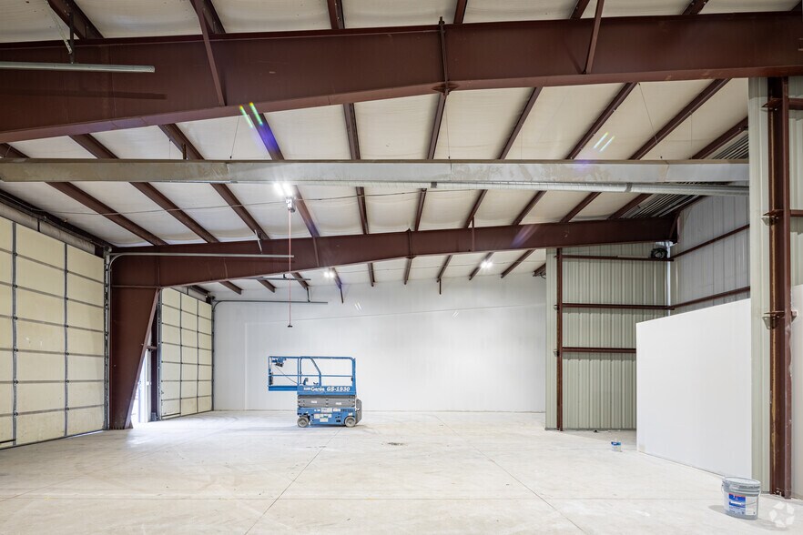 More Photos Of 3805 Carson Ave, Evans Warehouse For Lease
