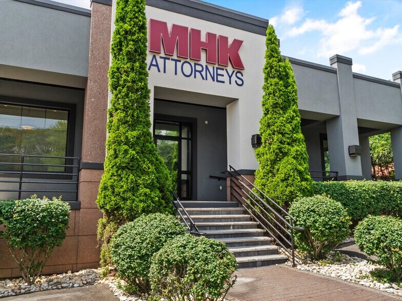 More Photos Of 2642 Route 940, Pocono Summit Office For Sale