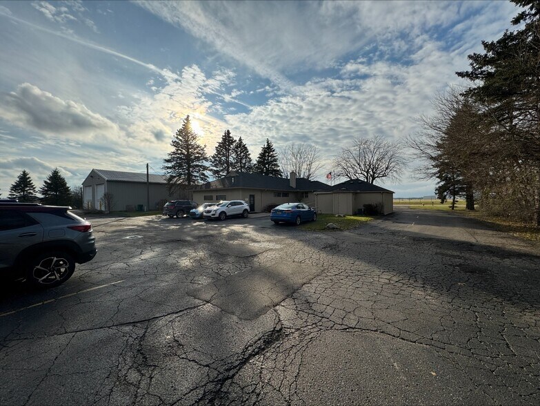 More Photos Of 2070 Airport Rd, Waterford Office For Sale