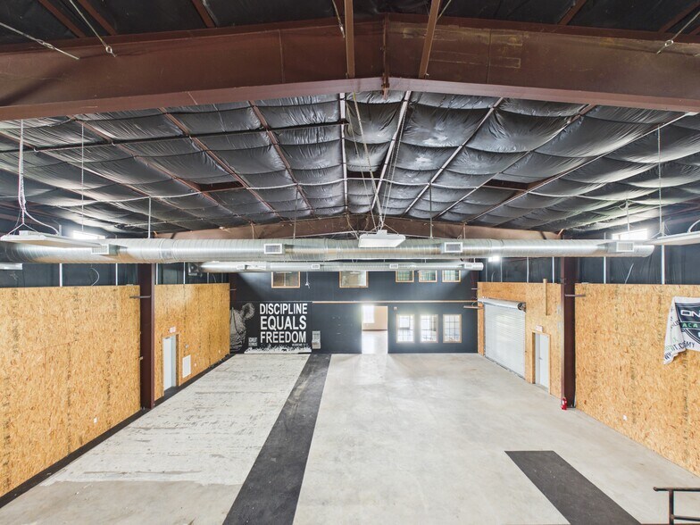 More Photos Of 431 S 17th St, West Columbia Warehouse For Sale