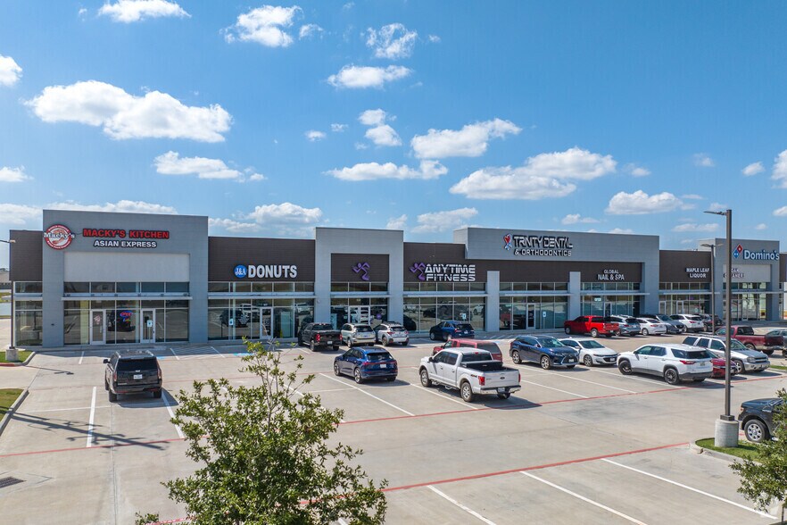 More Photos Of 1636 Minonite Rd, Rosenberg Storefront Retail Office For Lease