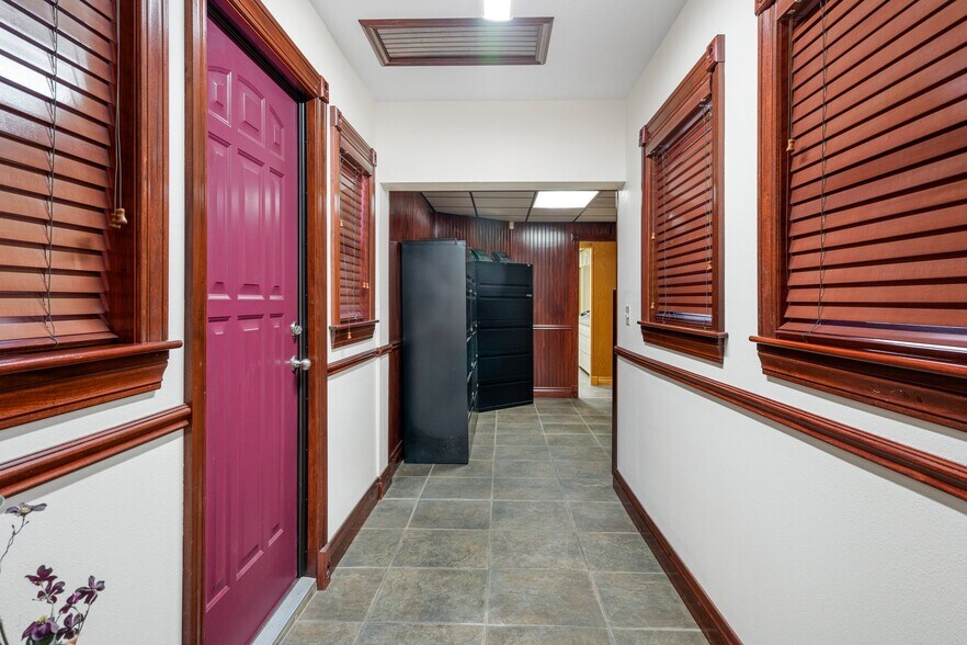 More Photos Of 62 Highway 40 W, Inglis Medical For Sale