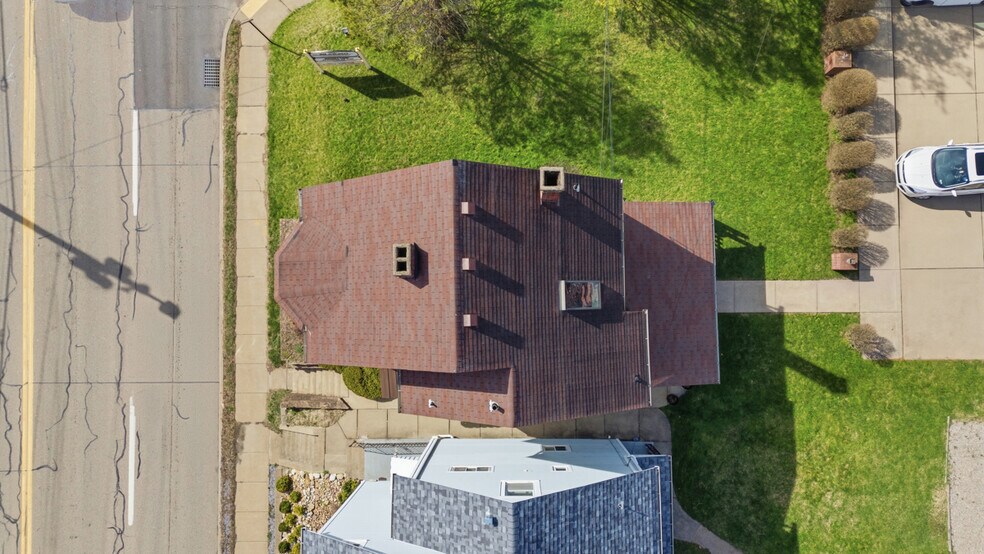 More Photos Of 8306 Ohio River Blvd, Pittsburgh Office For Sale