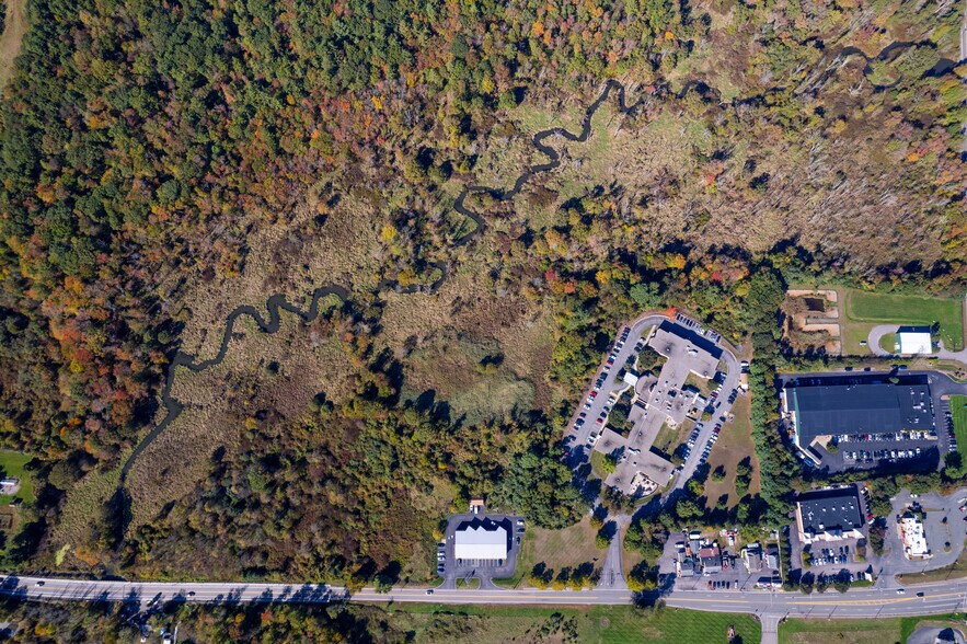 More Photos Of 793 W Center St, West Bridgewater Flex For Sale