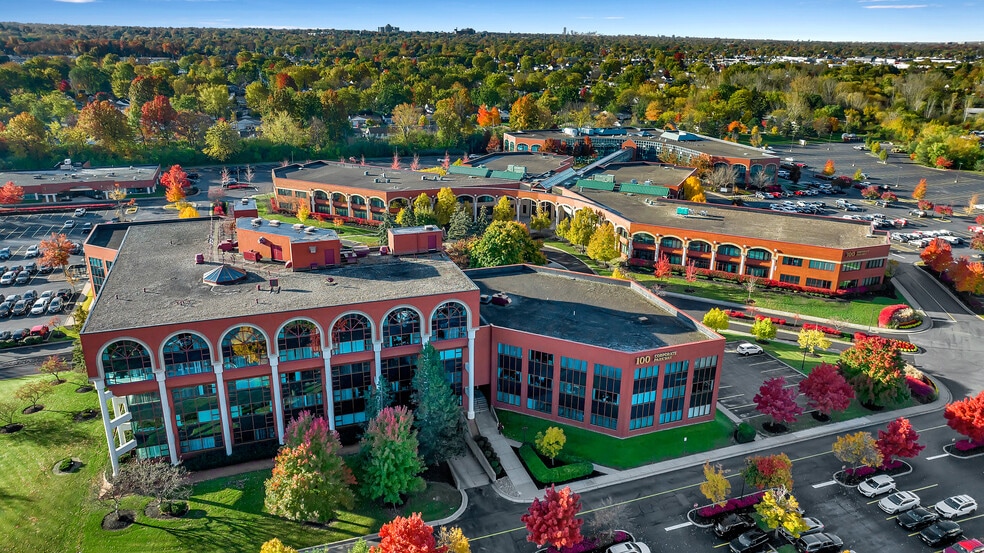 More Photos Of 100 Corporate Pky, Amherst Unknown For Lease
