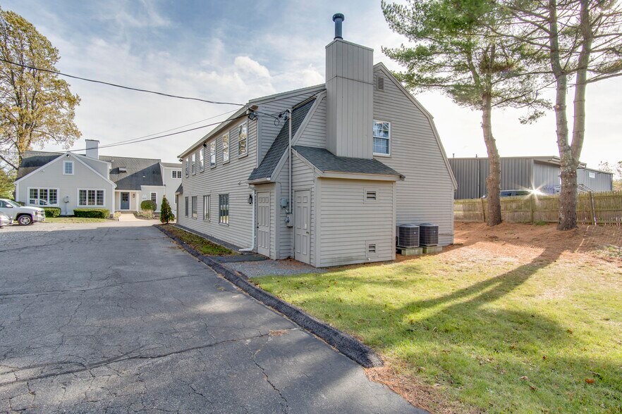 More Photos Of 313 Plymouth St, Halifax Office For Sale