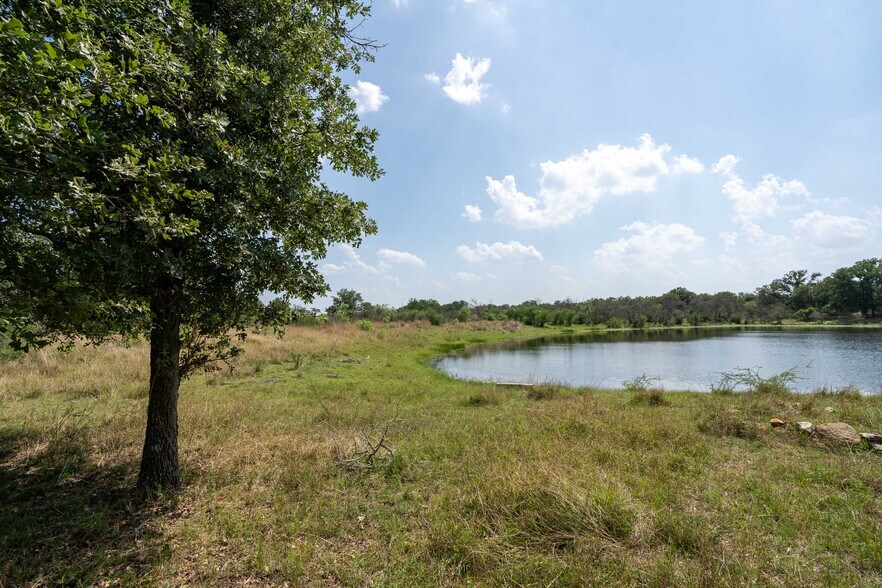 More Photos Of Gravel Pit @ Kingsbury Rd, Seguin Land For Sale
