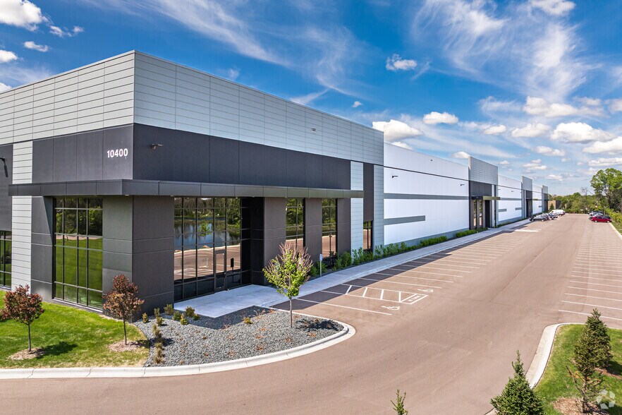 Primary Photo Of 10400 Naples St NE, Blaine Industrial For Lease