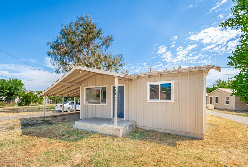 More Photos Of 5543-5553 Feather River Blvd, Olivehurst Apartments For Sale