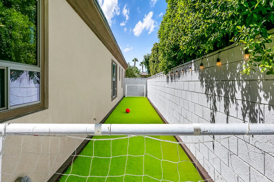 More Photos Of 48668 Stillwater St, Indio Specialty For Sale