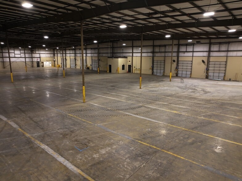 More Photos Of 7100 Jamesson Rd, Midland Warehouse For Lease