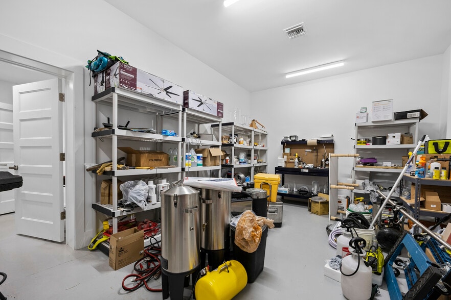 More Photos Of 691 A1A Beach Blvd, Saint Augustine General Retail For Sale