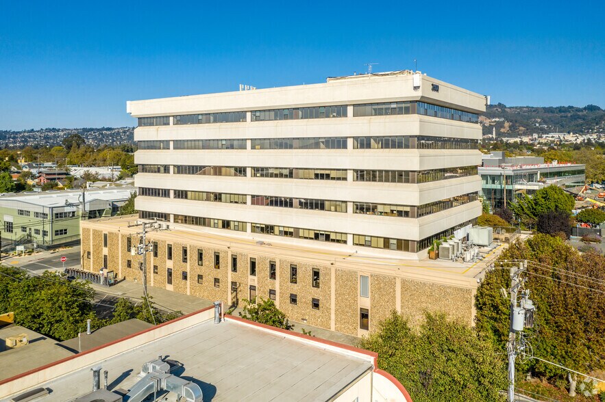 More Photos Of 2600 10th St, Berkeley Office For Lease