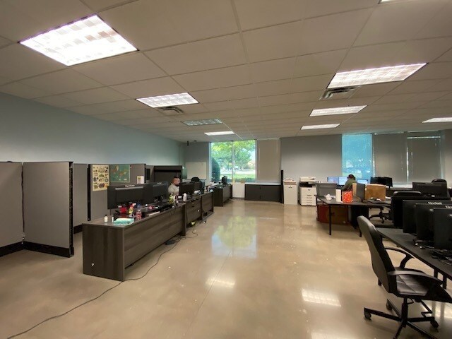 More Photos Of 3301 Matrix Dr, Richardson Research And Development For Sale