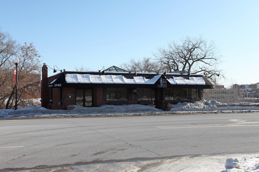 More Photos Of 2040 N Ferry St, Anoka Office For Sale
