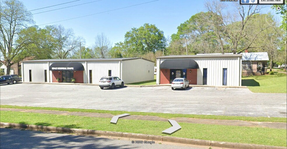 More Photos Of 220 E 3rd St, Sylacauga Medical For Sale