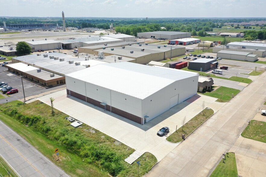 Primary Photo Of 1201 E Houston St, Broken Arrow Refrigeration Cold Storage For Sale