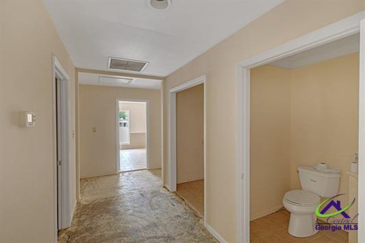 More Photos Of 512 Sumter St, Montezuma Medical For Sale