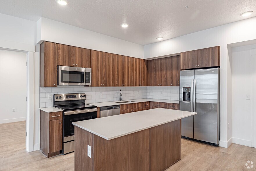 More Photos Of 1925 W North Temple, Salt Lake City Apartments For Lease