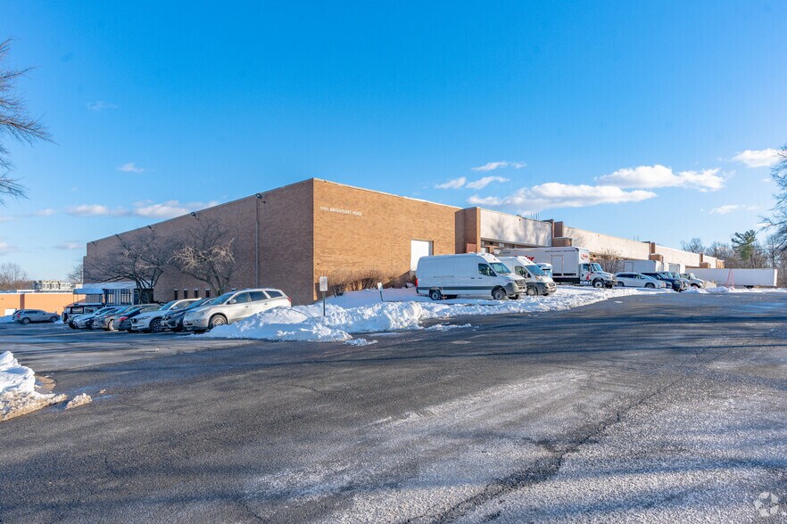 Primary Photo Of 1701 Brightseat Rd, Landover Distribution For Sale