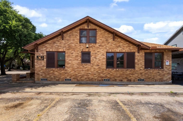 More Photos Of 1322 Yale St, Houston Office For Lease