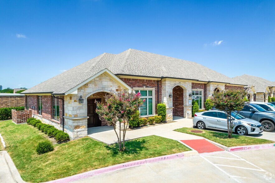 Primary Photo Of 8765 Stockard Dr, Frisco Medical For Lease