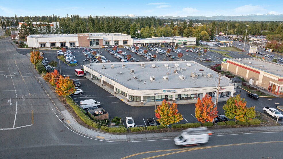 More Photos Of 13624 Highway 99, Everett Unknown For Lease