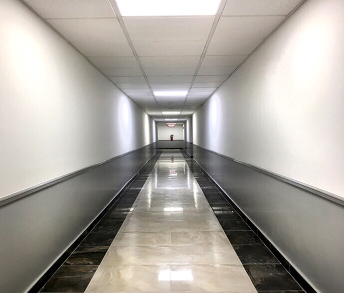 More Photos Of 300 Merrick Rd, Lynbrook Medical For Lease