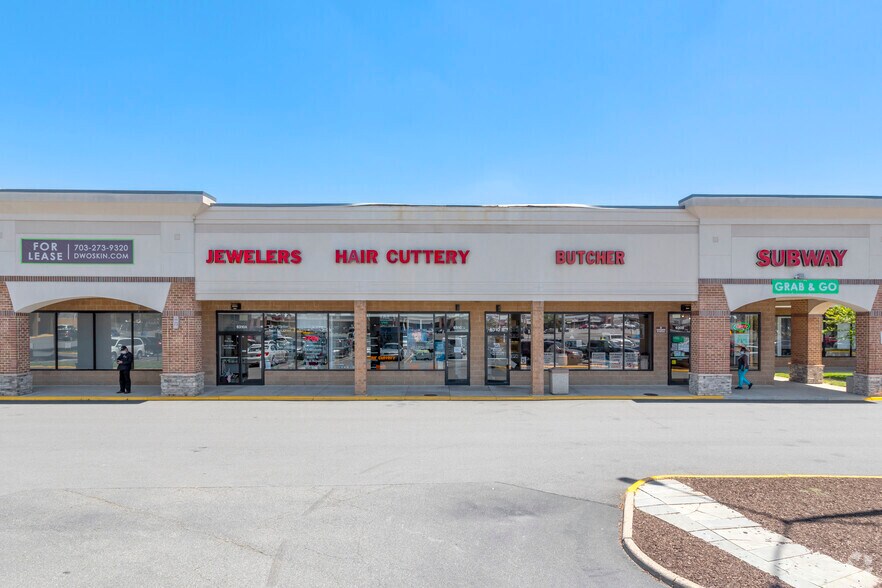 More Photos Of 6364 Springfield Plz, Springfield Unknown For Lease